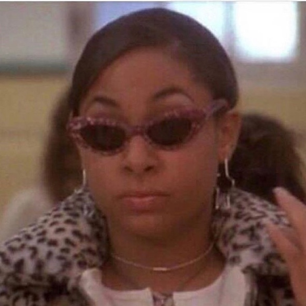 Meet your Posher, Roxana